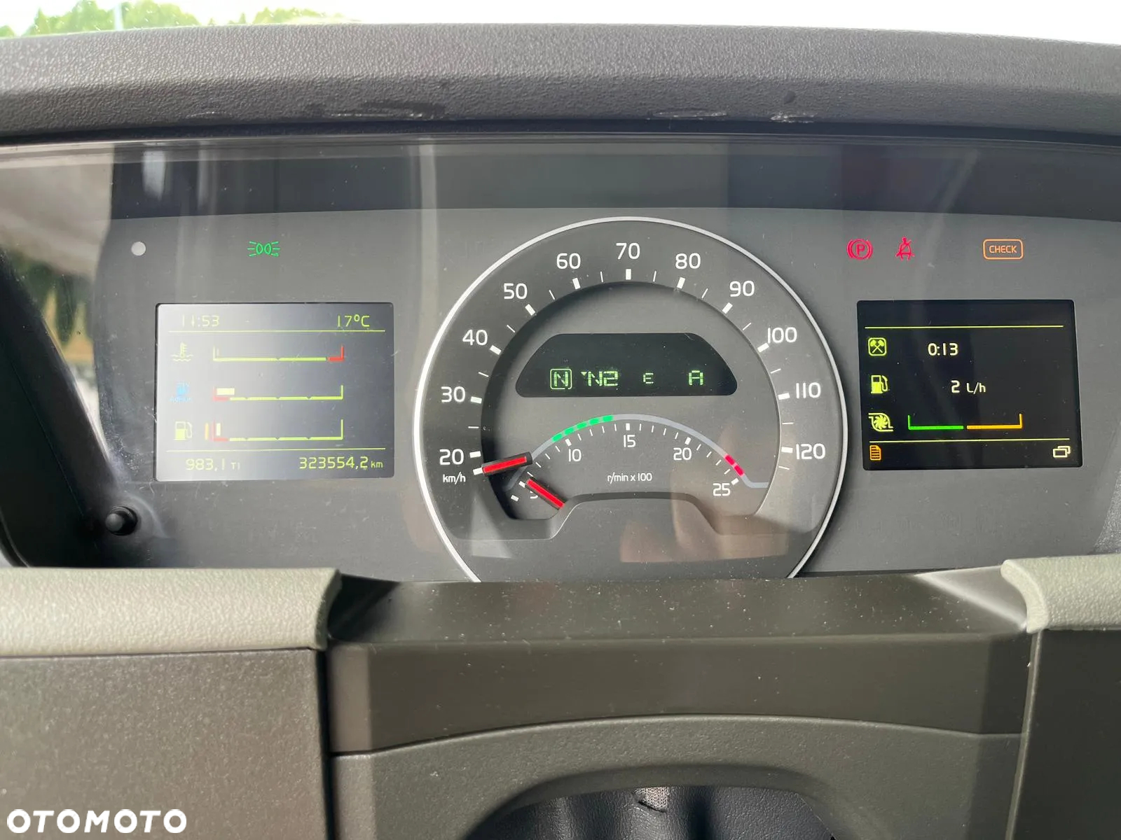 Volvo FH500 / 2021 / NISKI PRZEB / LEKKI 7000 kg / SPROWADZONY Z NIEMIEC - 31