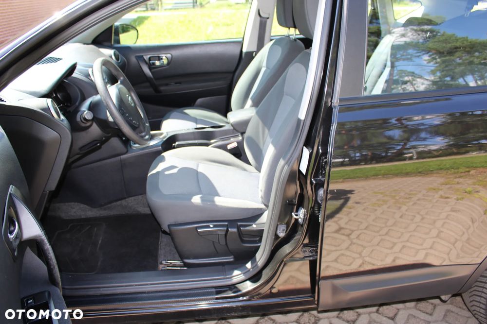 Nissan Qashqai 1.6 visia - 9