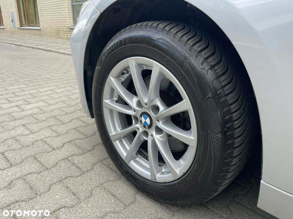 BMW Seria 3 - 32