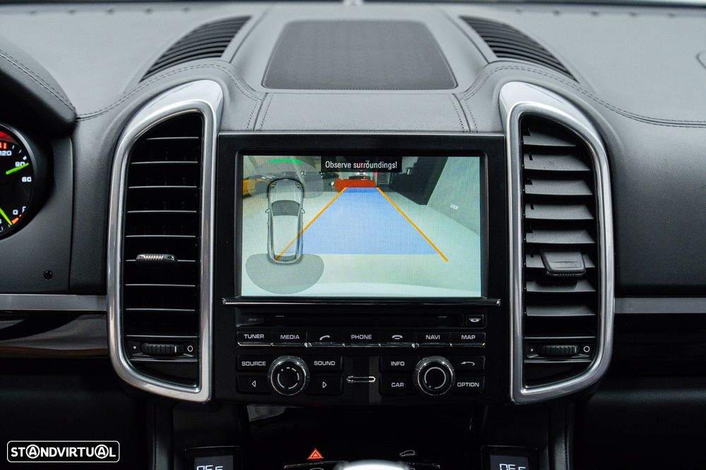 Porsche Cayenne S Hybrid - 41
