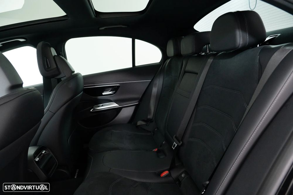 Mercedes-Benz E 300 - 33