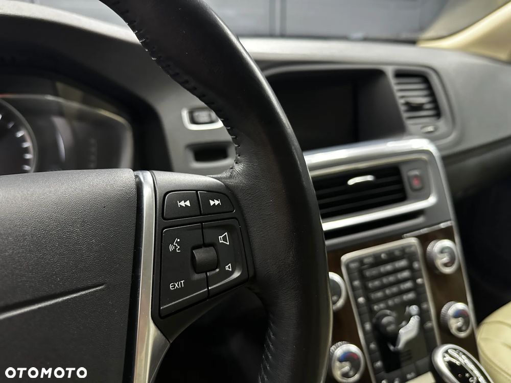 Volvo S60 2.5 T5 AWD - 26