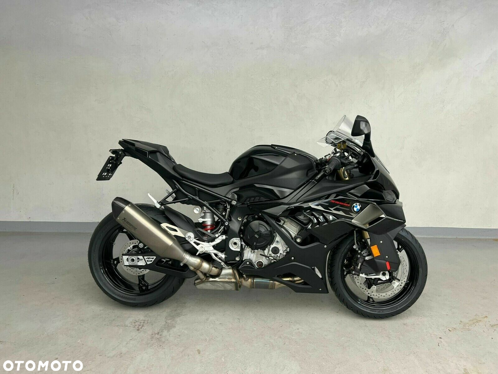 BMW S - 2