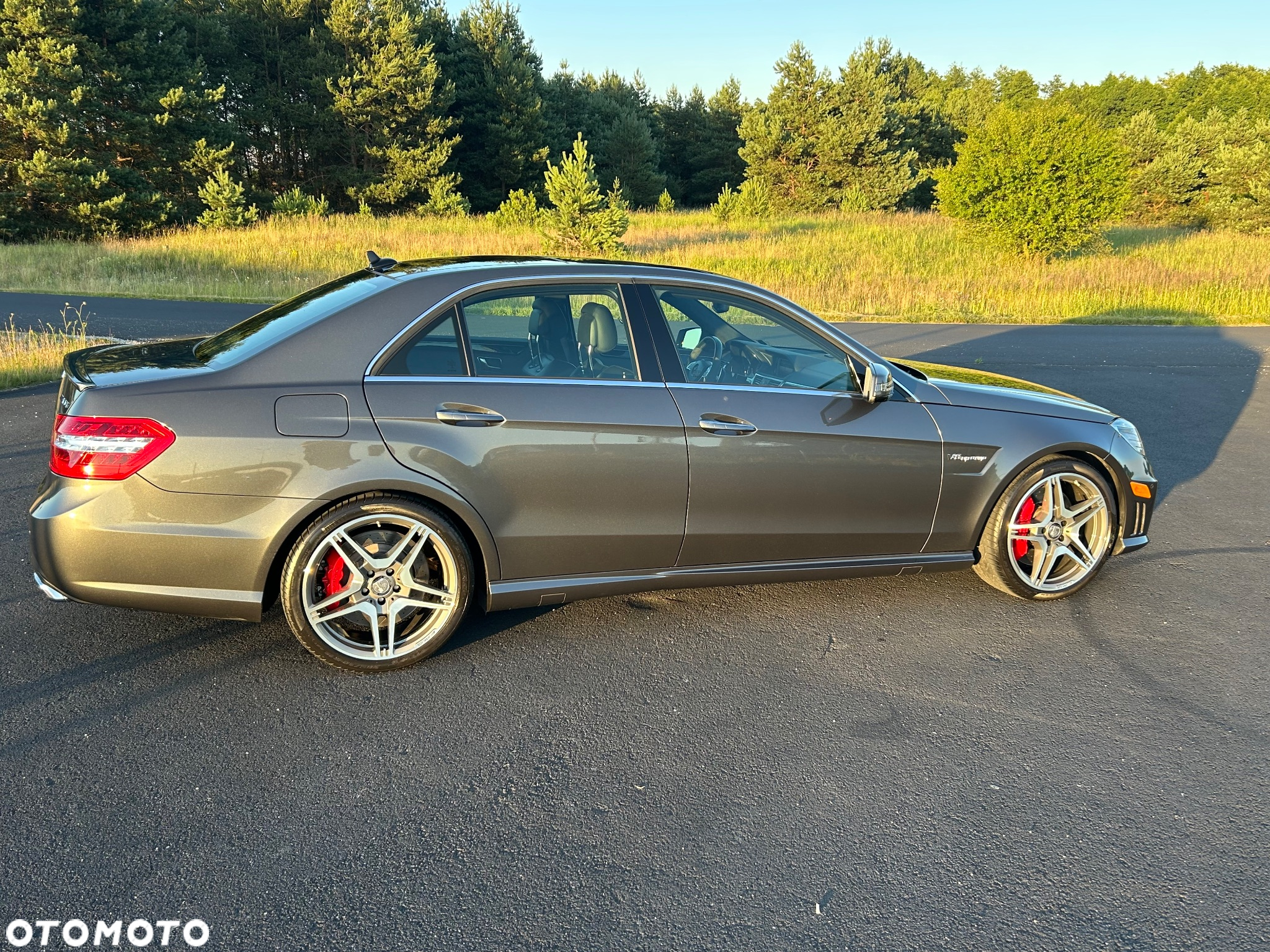 Mercedes-Benz Klasa E 63 AMG - 13
