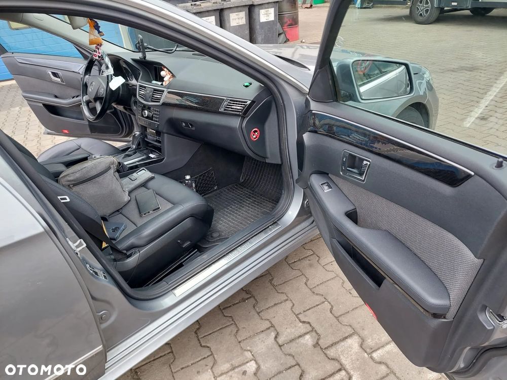 Mercedes-Benz Klasa E 200 CDI DPF BlueEFFICIENCY 7G-TRONIC - 16