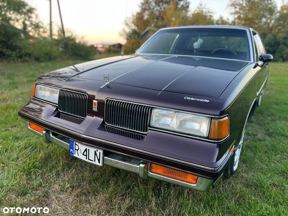 Oldsmobile Supreme - 4