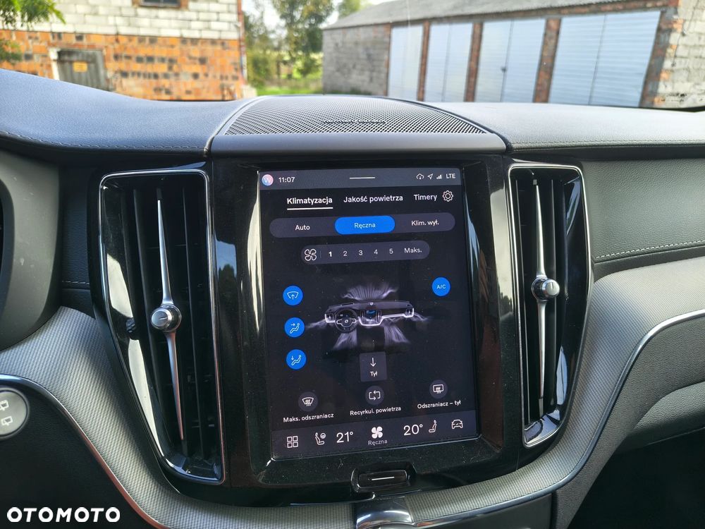 Volvo XC 60 - 25