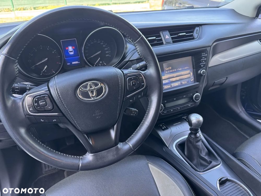 Toyota Avensis Touring Sports 1.8 Business Edition - 14