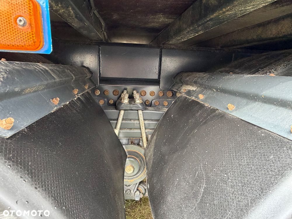 Renault Premium Lander 380 6x4 - 22