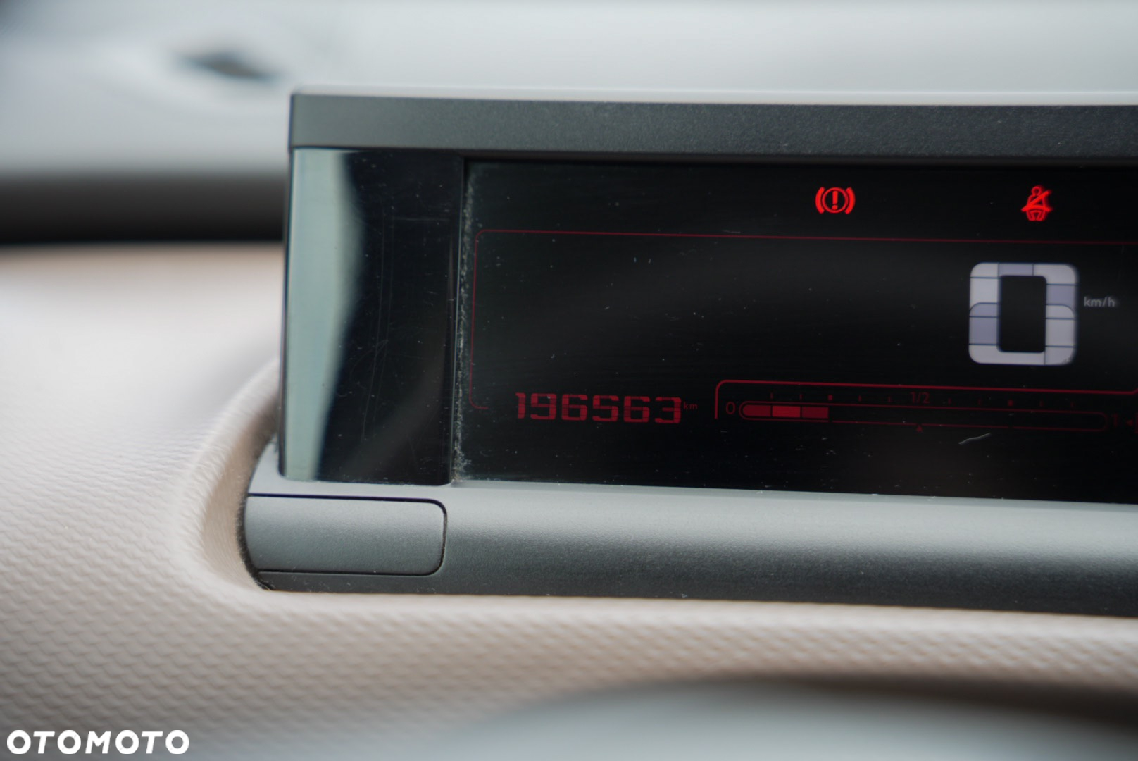 Citroën C4 Cactus 1.6 BlueHDi Live - 22