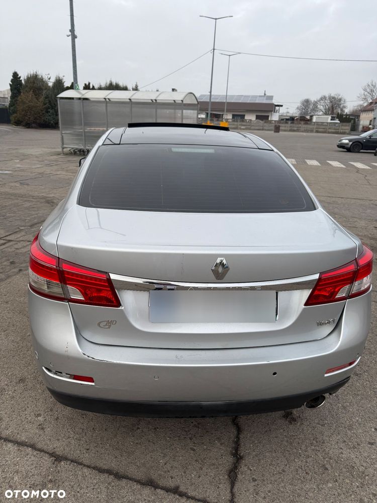 Renault Latitude 2.0 dCi Initiale - 14