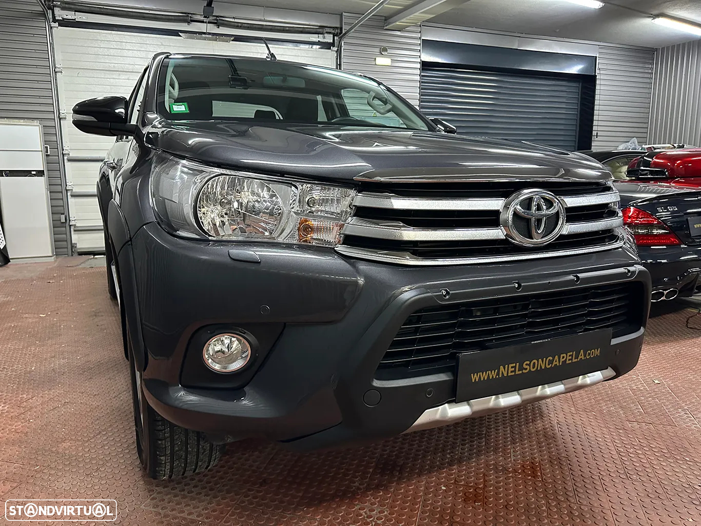 Toyota Hilux 2.4 D-4D 2WD CD Tracker - 9