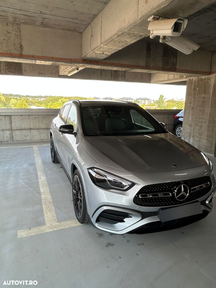 Mercedes-Benz GLA 220 4MATIC MHEV - 2