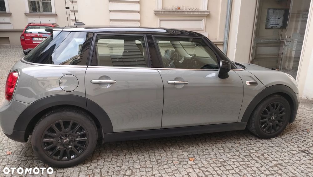 MINI Cooper Standard - 1