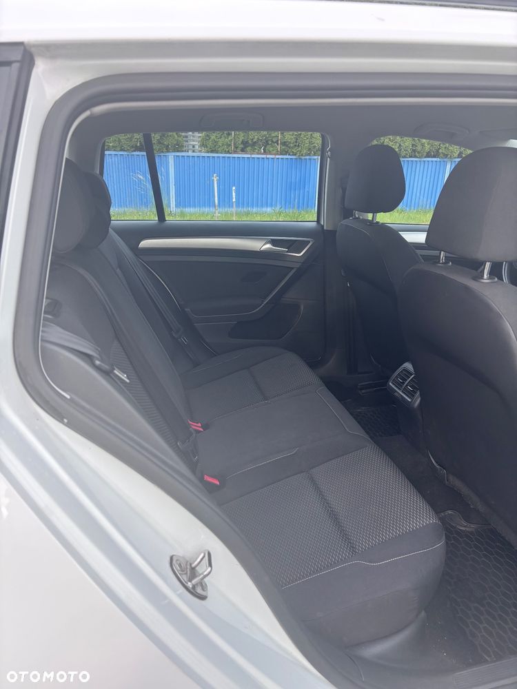 Volkswagen Golf 1.6 TDI BMT Comfortline - 14
