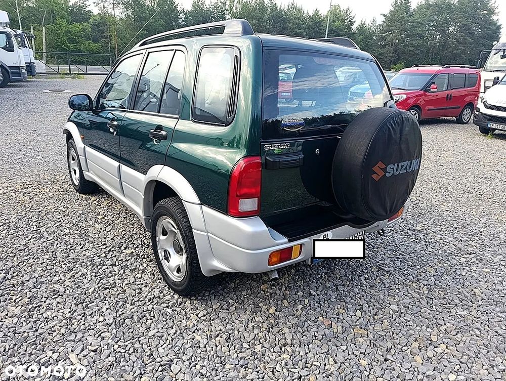 Suzuki Grand Vitara 2.0 - 5