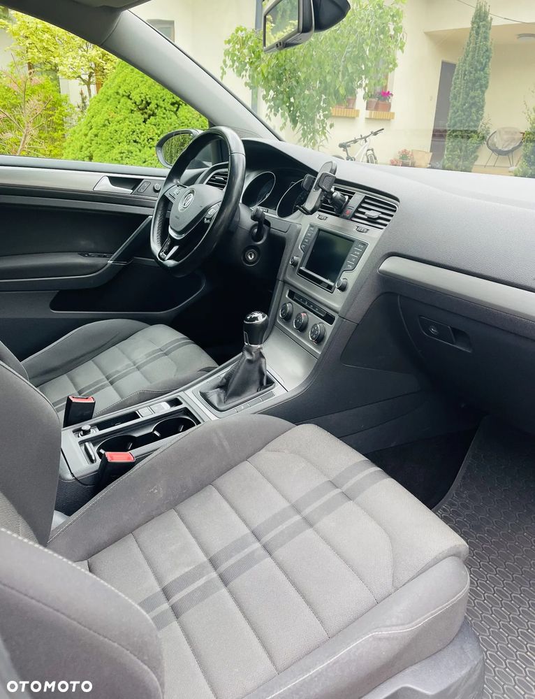 Volkswagen Golf 1.4 TSI BMT Comfortline - 13