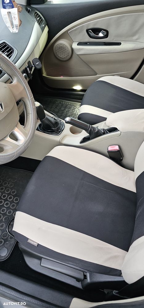 Renault Fluence 1.6 16V Expression - 11