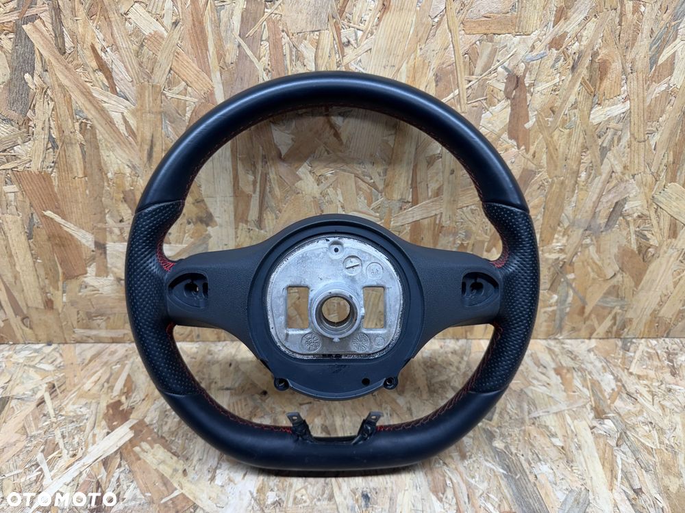 Kierownica Mercedes pakiet AMG czerwona nić w177 w205 w213 - 2