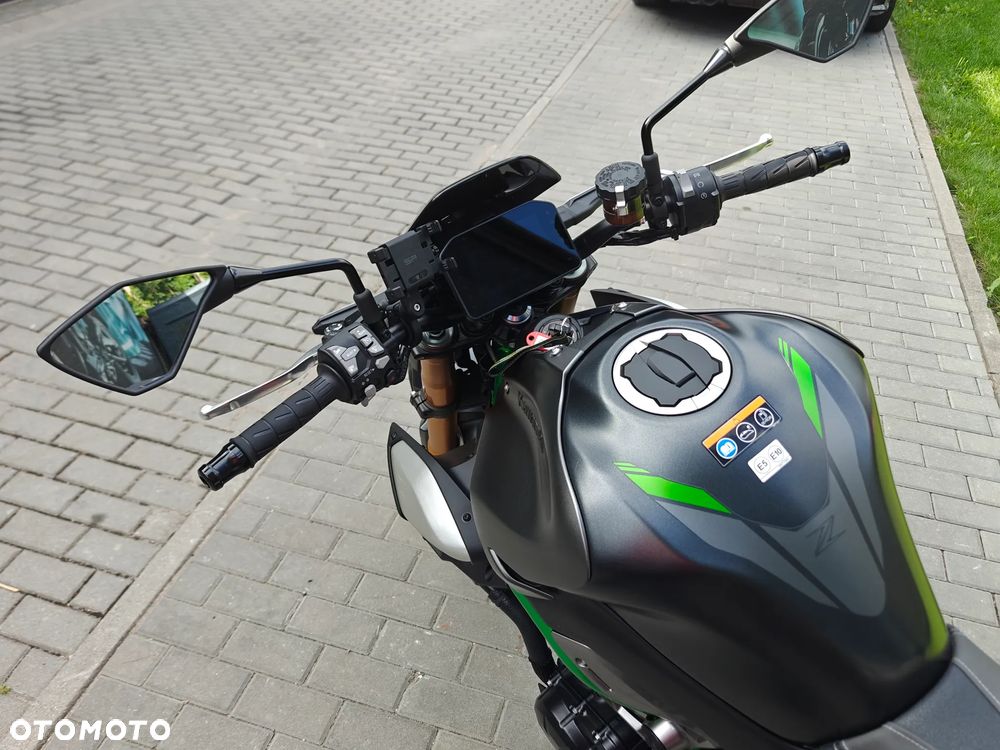 Kawasaki Z 900 - 7