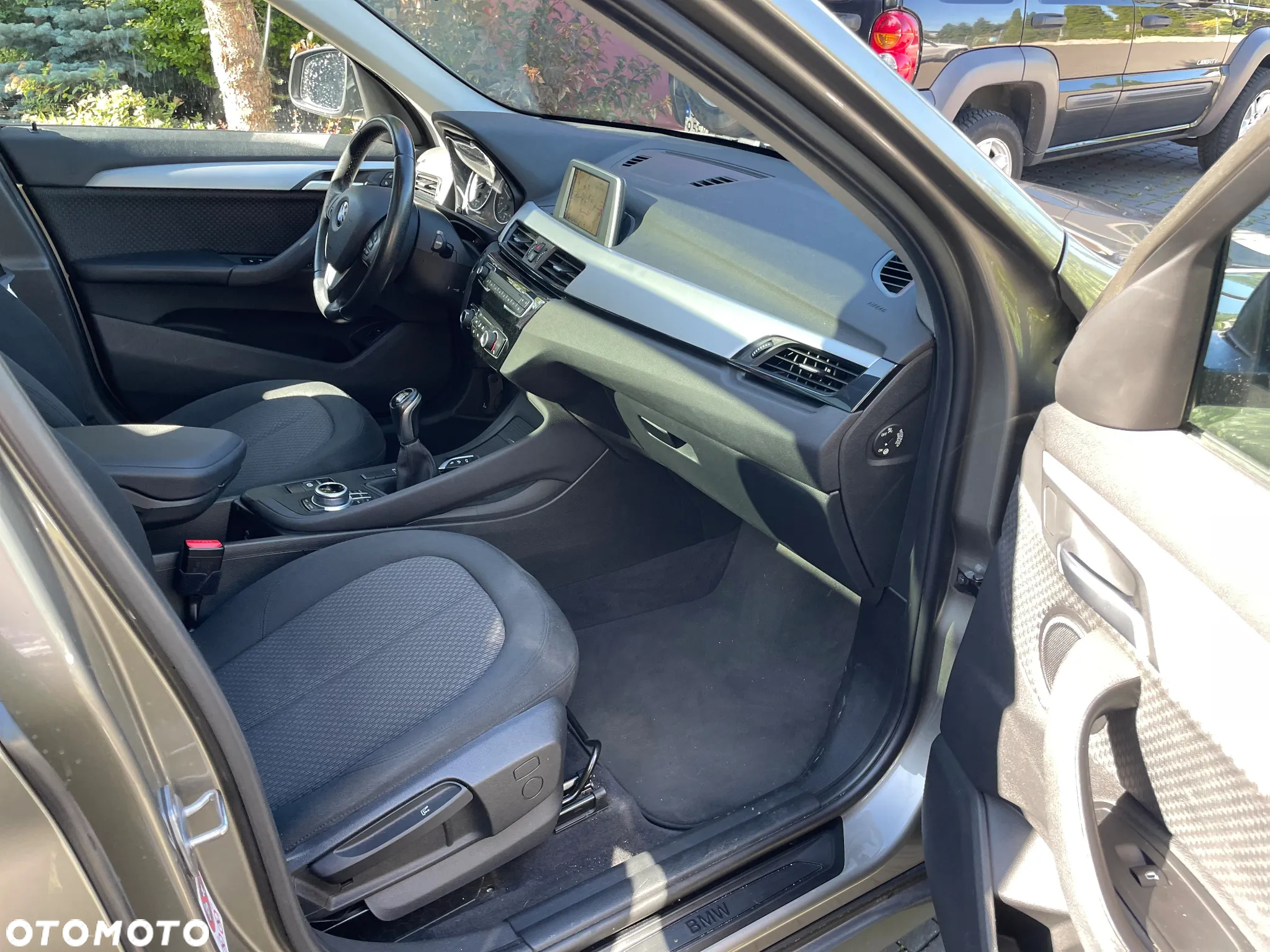 BMW X1 sDrive18d Sport Line - 18