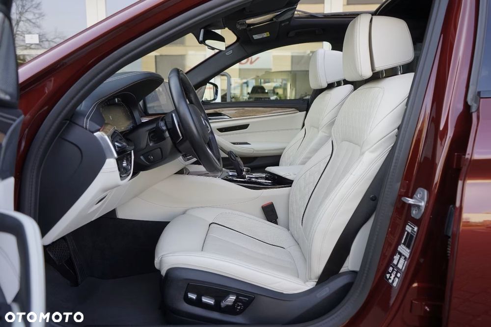 BMW Seria 5 520d xDrive Luxury Line - 18