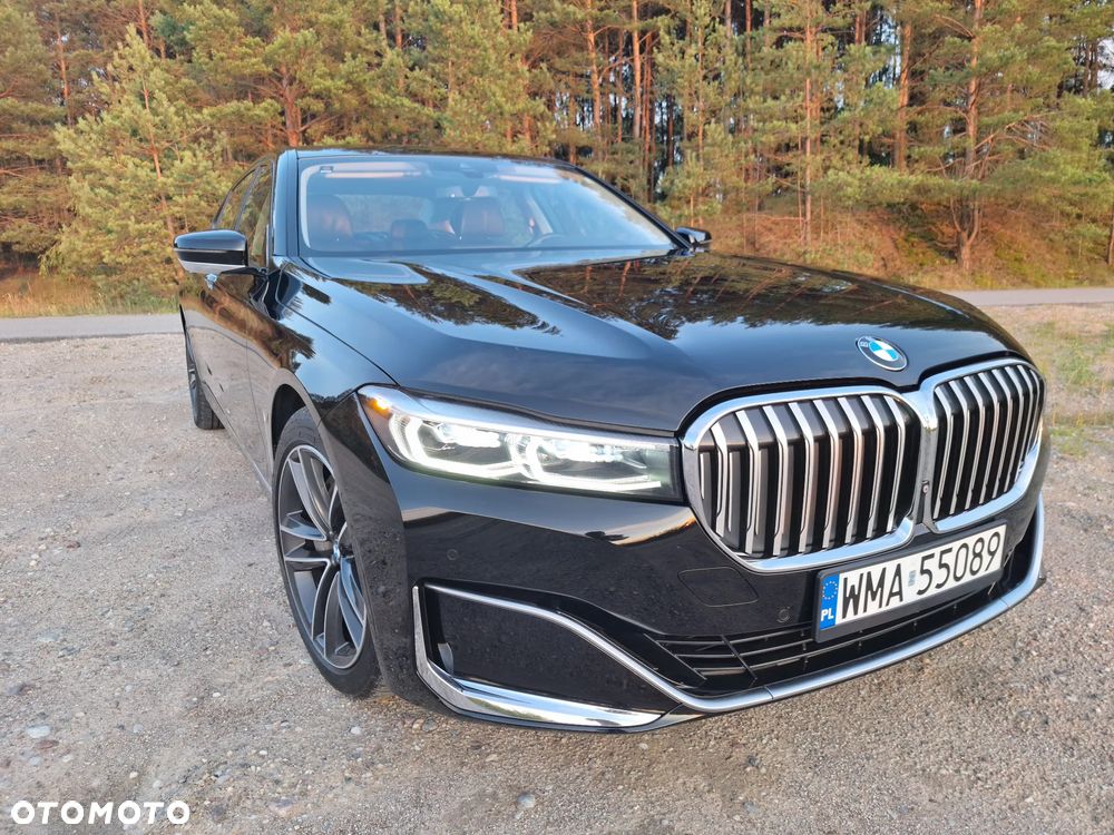 BMW Seria 7 750Li xDrive - 22