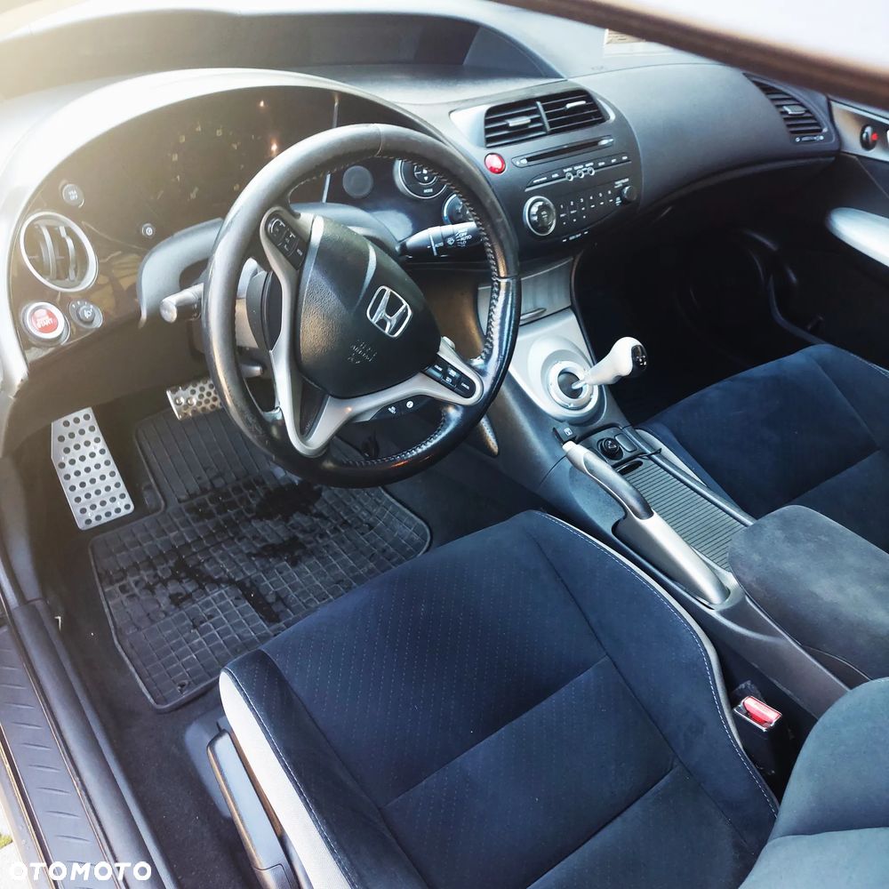 Honda Civic 1.8 Comfort - 16