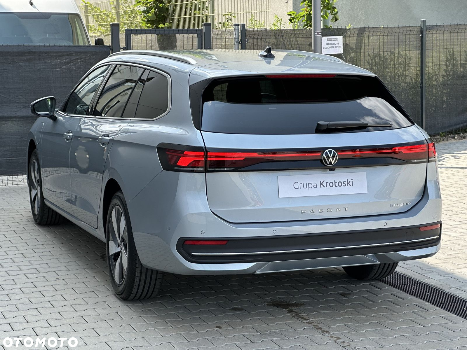 Volkswagen Passat - 10