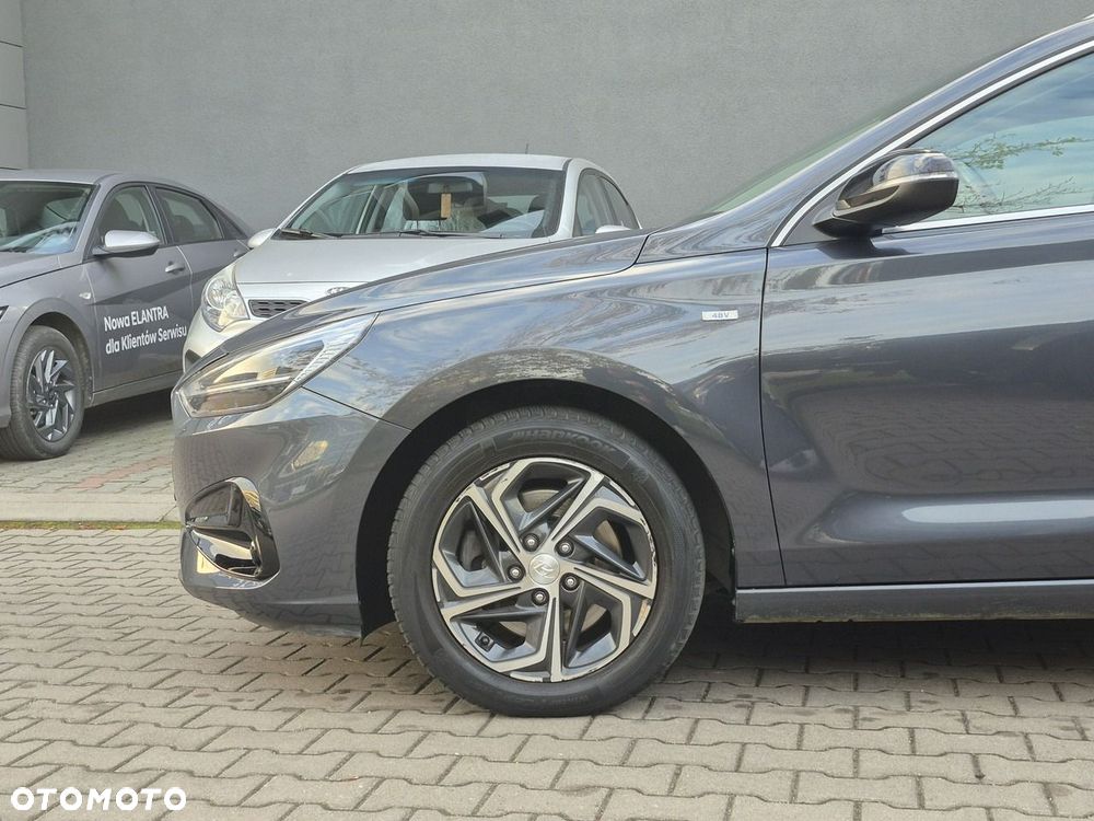 Hyundai i30 1.5 T-GDI 48V Smart - 35