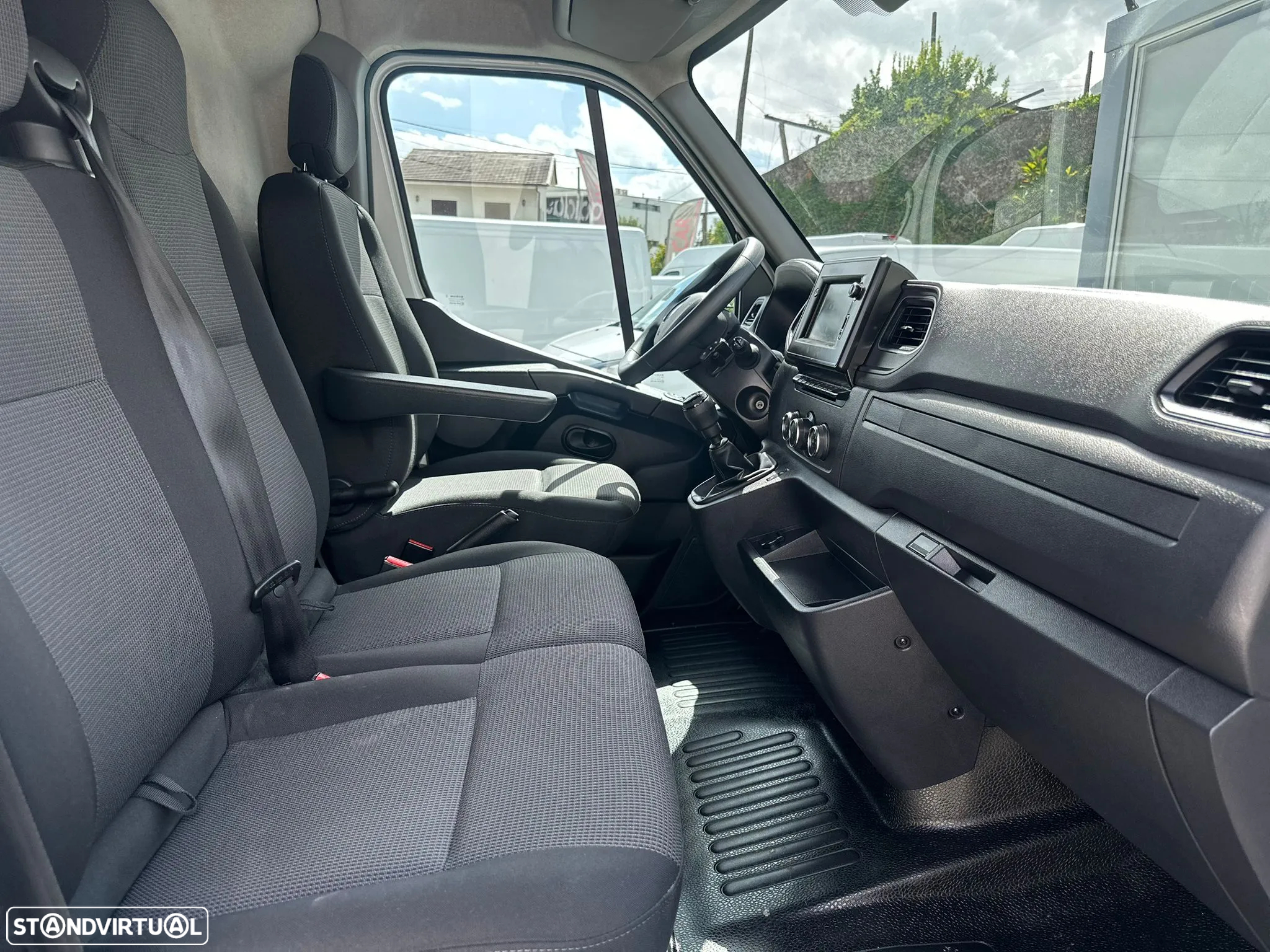 Renault Master 2.3 L2H3 - 11