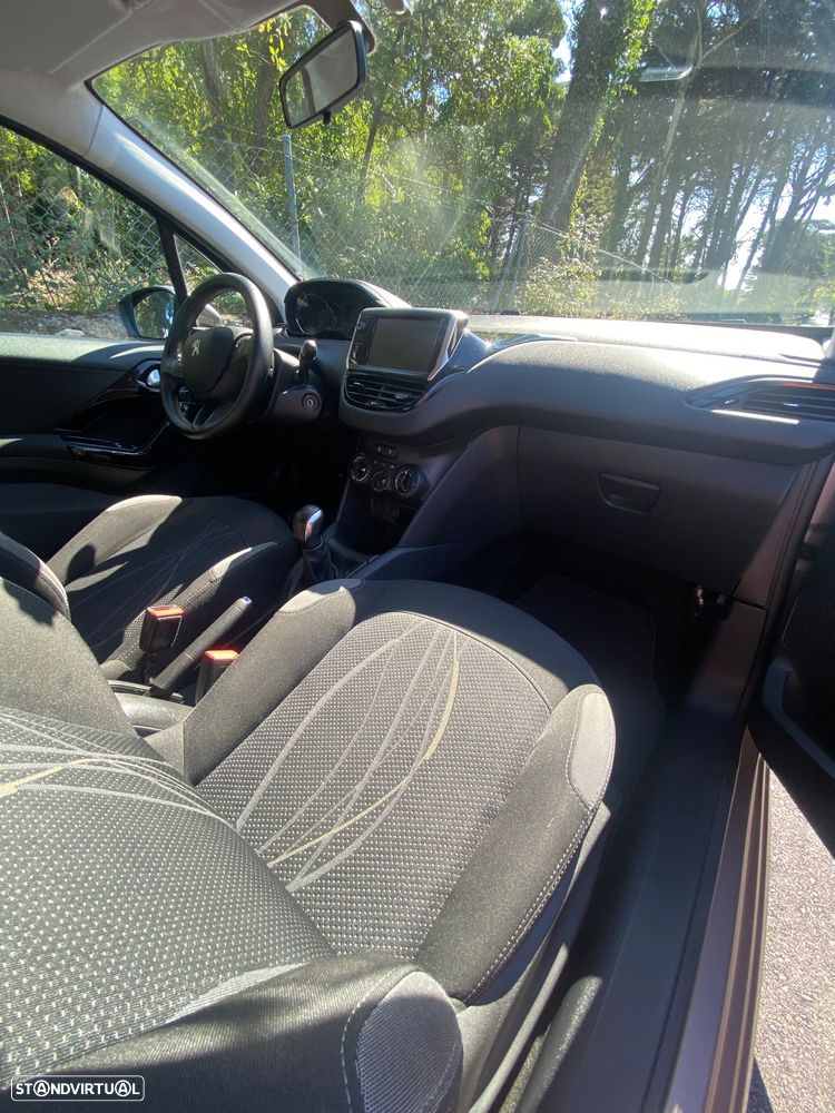 Peugeot 208 1.2 PureTech Access - 7