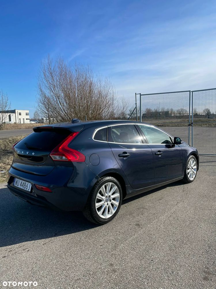 Volvo V40 D2 - 5