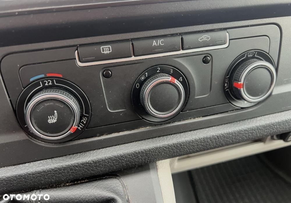 Volkswagen Transporter Lang - 10