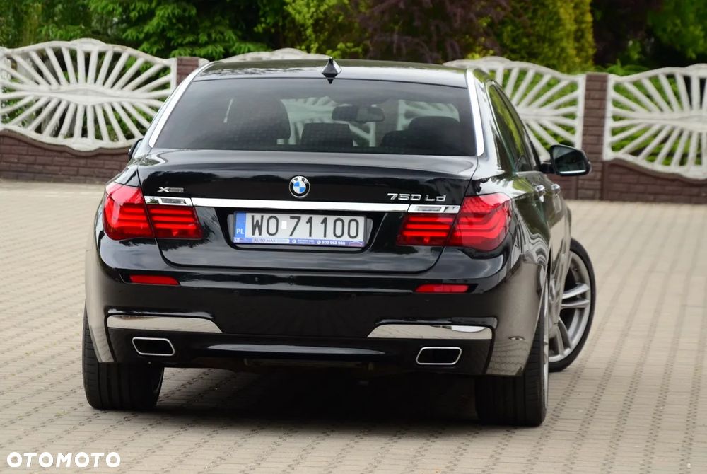 BMW Seria 7 750Ld xDrive - 12