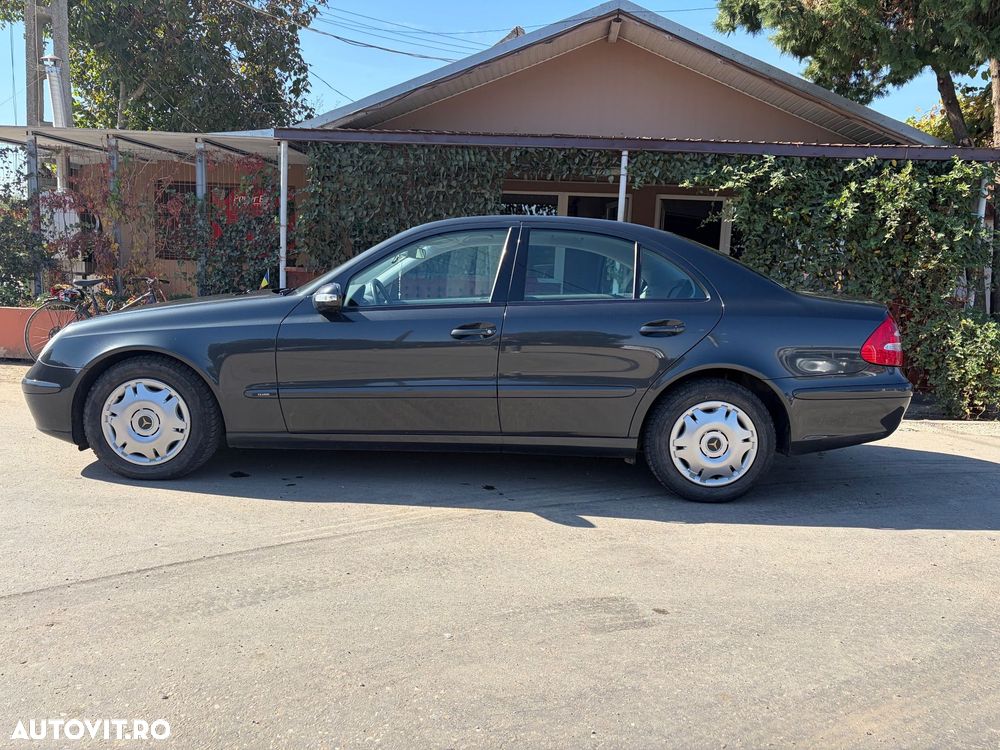 Mercedes-Benz E 2003 photo 4