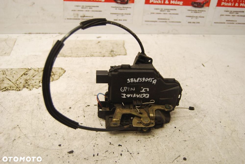 ZAMEK DRZWI LEWY TYŁ 6 PIN 3B4839015M LEON I OCTAVIA I VW PASSAT B5 GOLF IV BORA 3B4839015M VW POLO IV SKODA FABIA II - 10
