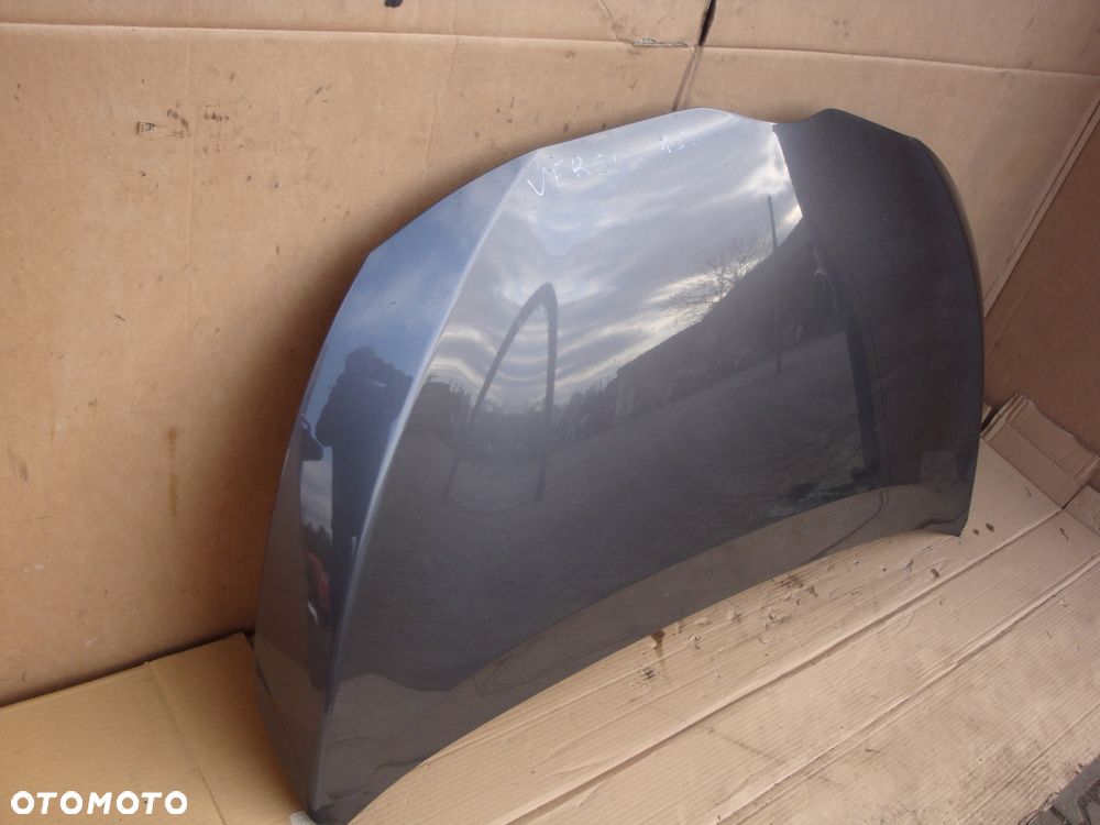 TOYOTA VERSO 09-18 maska lakier 1G3 - 2
