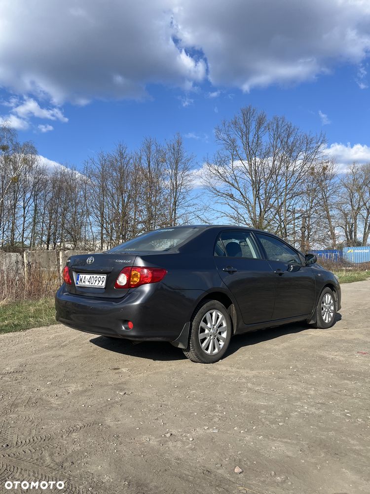 Toyota Corolla 1.6 VVT-i Luna - 5