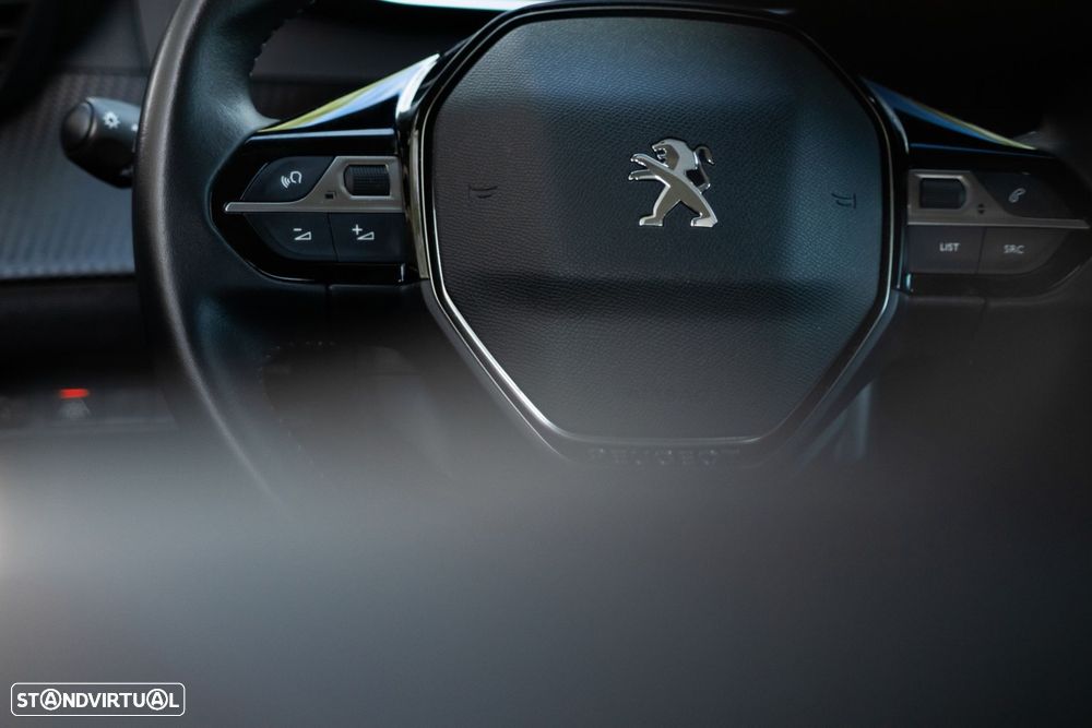 Peugeot 2008 1.2 PureTech Allure Pack - 34