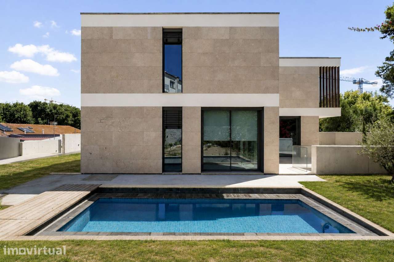 Moradia em Banda T5 com piscina, Centro Cascais, Cascais - Grande imagem: 2/50