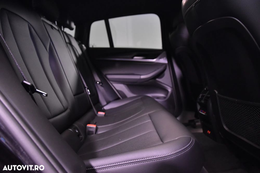 BMW X4 xDrive20i AT MHEV - 12