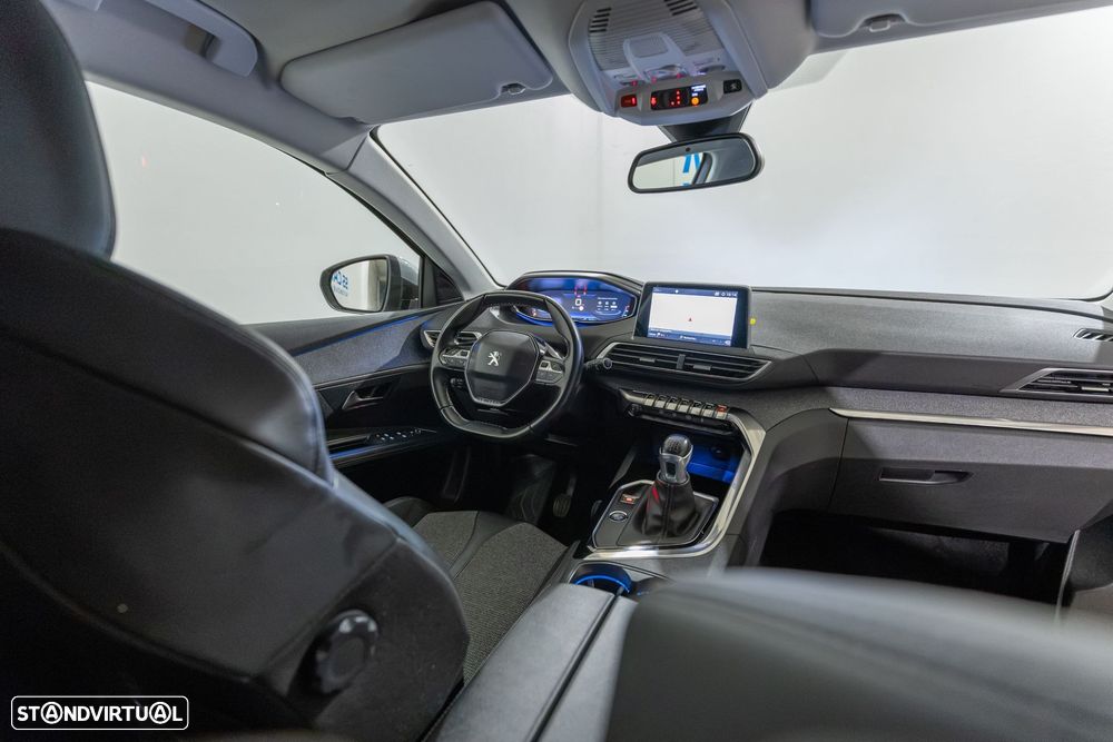 Peugeot 3008 1.2 PureTech Allure - 11