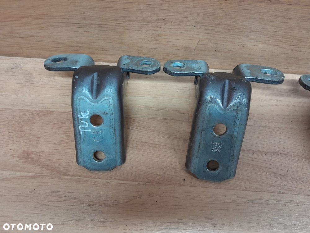 Zawiasy przednie prawe lewe Hyundai Santa Fe IV - 2