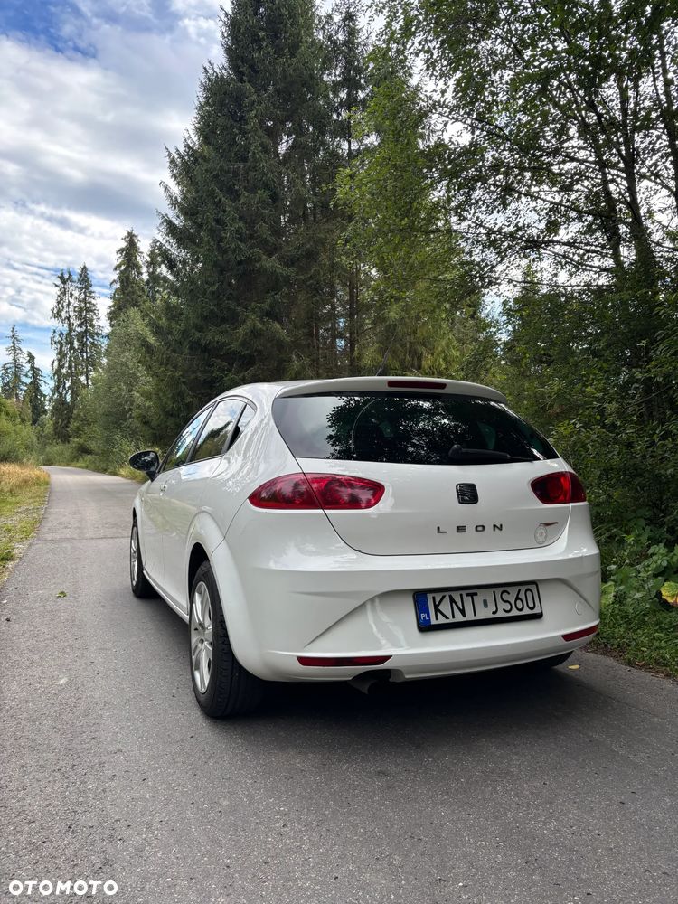 Seat Leon 2011 photo 4