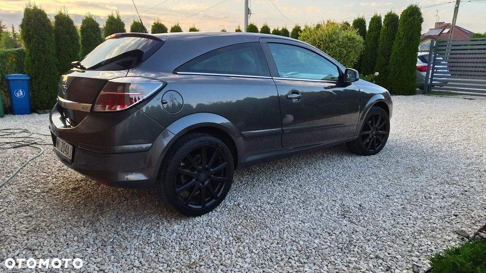 Opel Astra 1.8 NAVI - 9