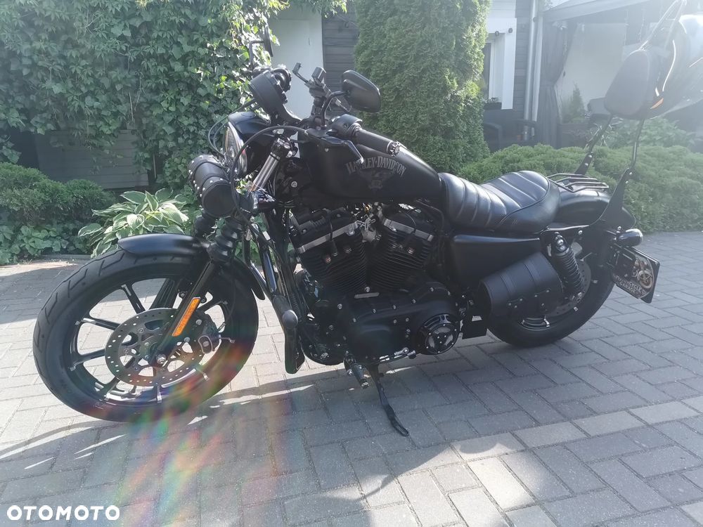 Harley-Davidson Sportster Iron 883 - 14