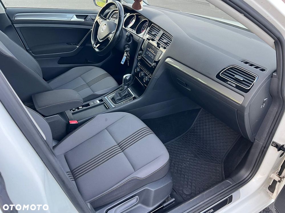 Volkswagen Golf 2.0 TDI BlueMotion Technology DSG Allstar - 17