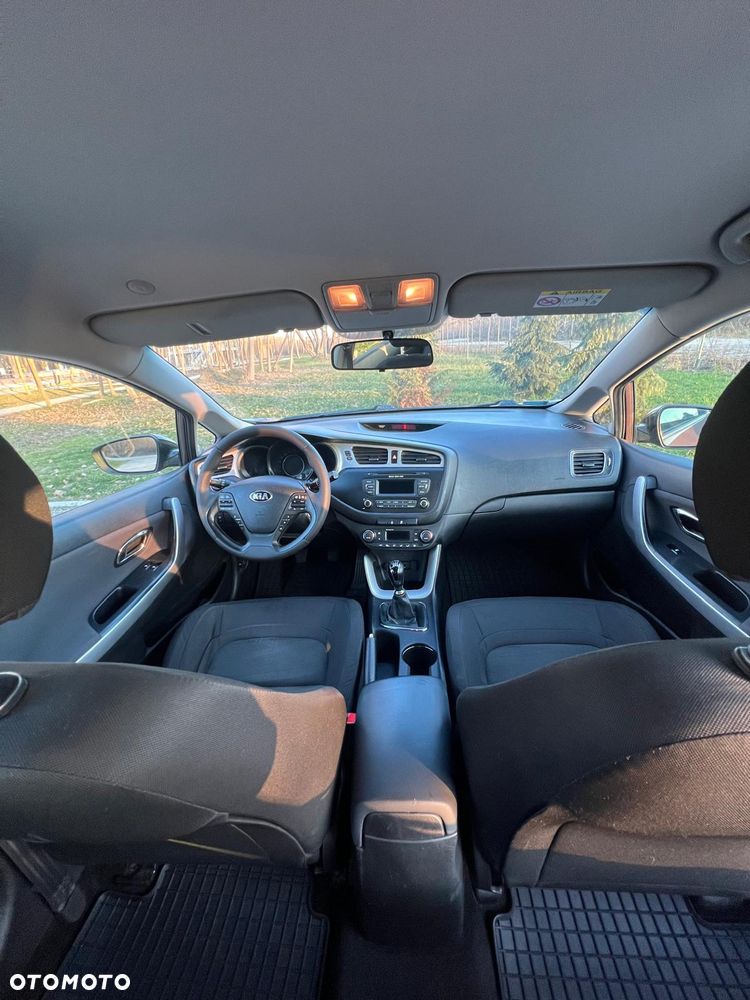 Kia Ceed 1.6 CRDi M - 10