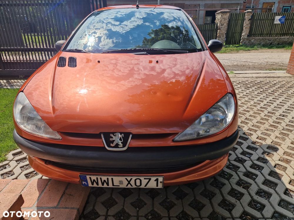 Peugeot 206 1.1 XR - 1